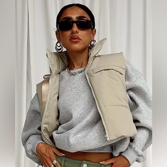 Princess Polly Kirby Puffer Vest Cream - Picture 1 of 4